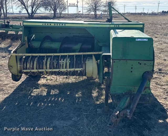 Image of John Deere 336 equipment image 1