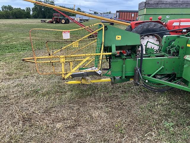 Image of John Deere 336 equipment image 2