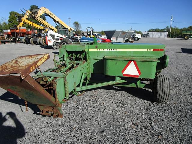 Image of John Deere 336 equipment image 3