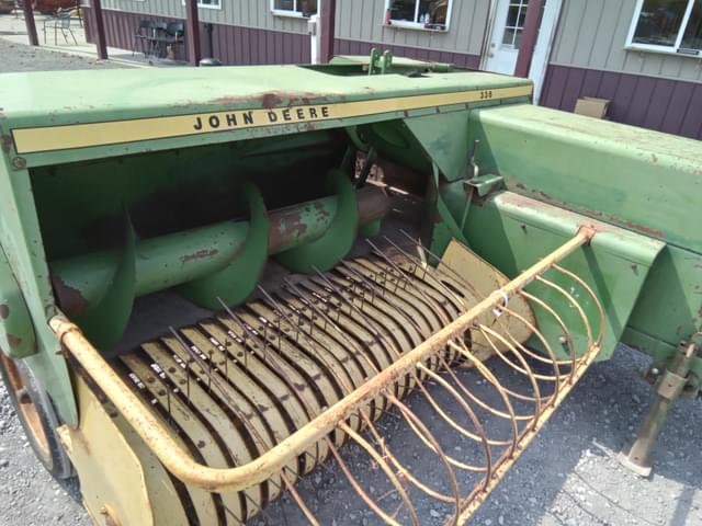 Image of John Deere 336 equipment image 2
