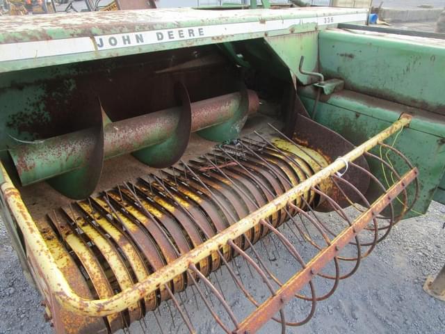 Image of John Deere 336 equipment image 2