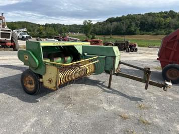 Main image John Deere 336