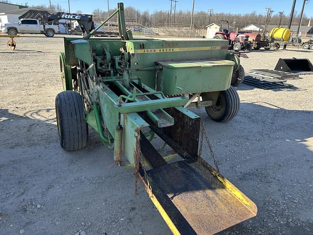 Image of John Deere 336 equipment image 2