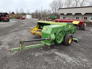 John Deere 336 Image