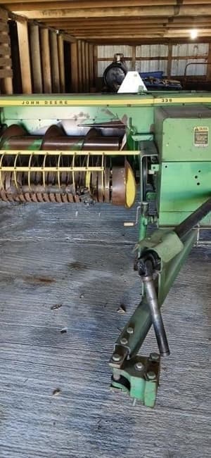 John Deere 336 Image