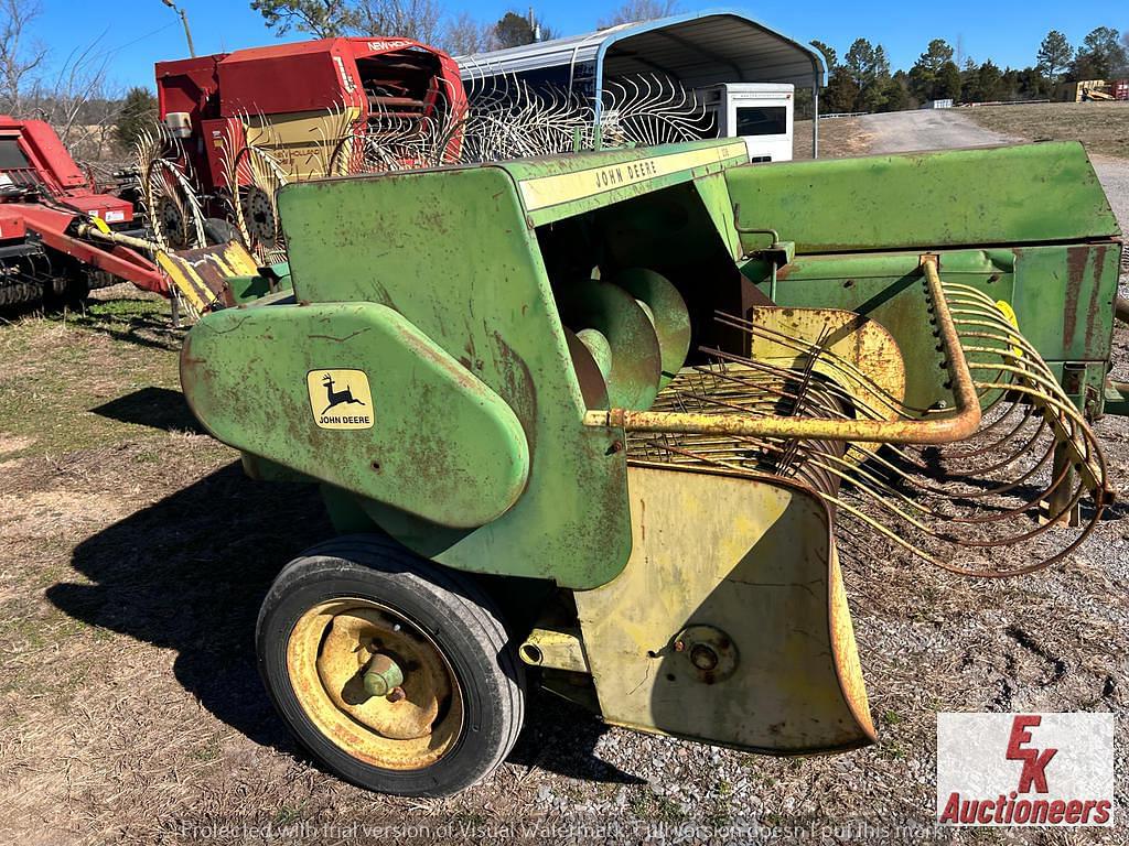 Image of John Deere 336 Primary image