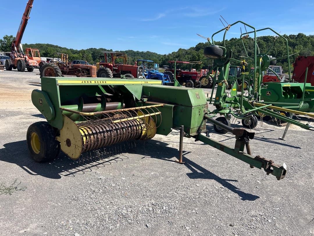 Image of John Deere 336 Primary image