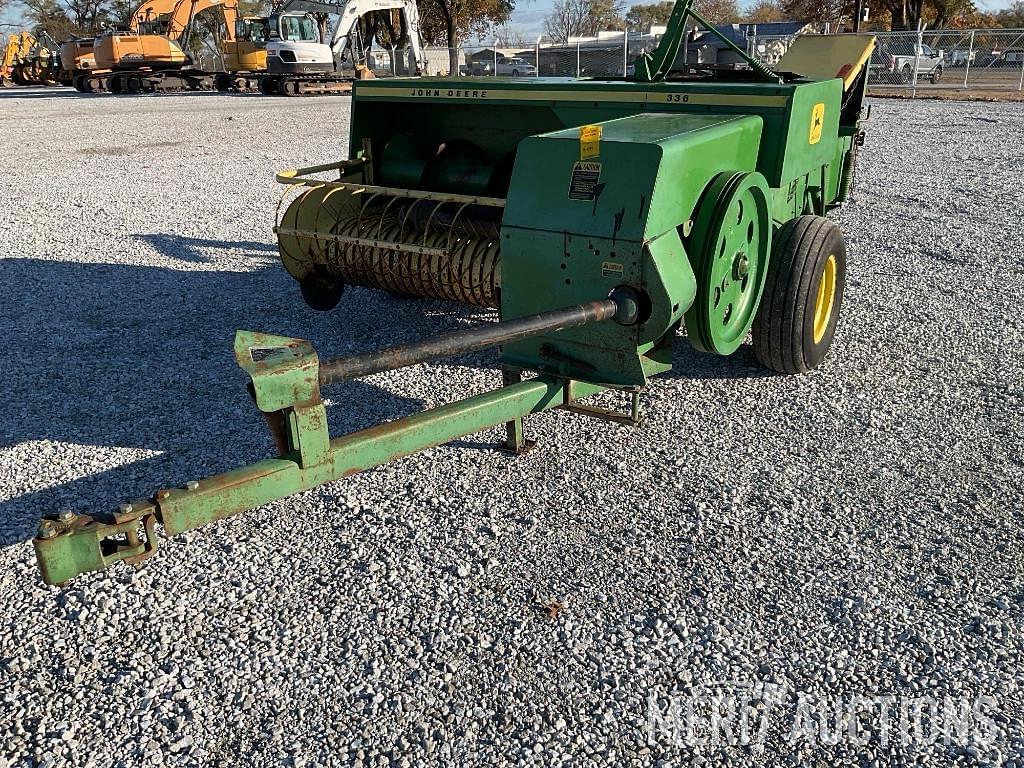 Image of John Deere 336 Primary image