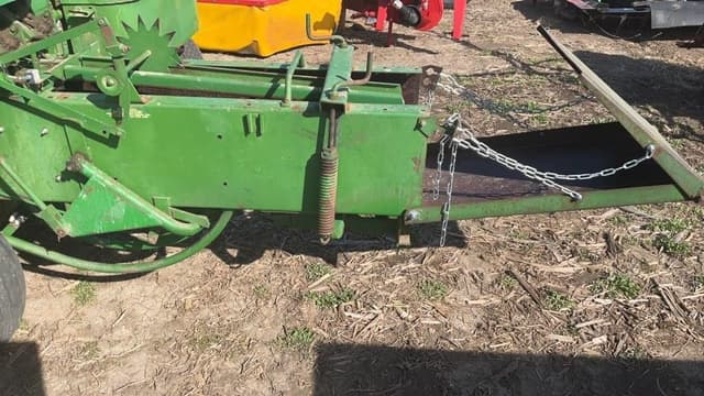 Image of John Deere 336 equipment image 2