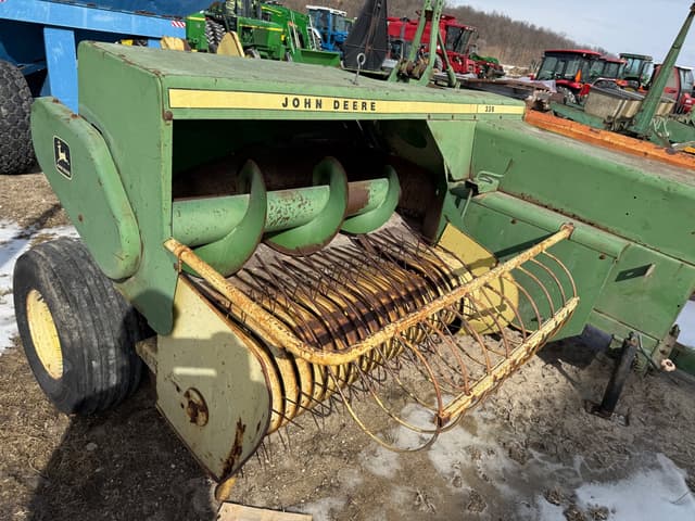 Image of John Deere 336 equipment image 3