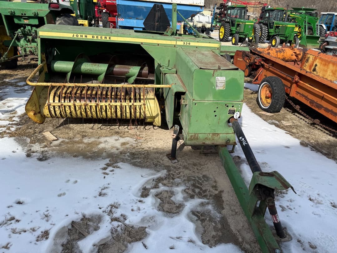 Image of John Deere 336 Primary image