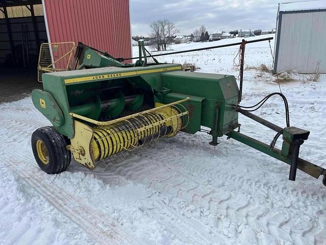 Image of John Deere 336 equipment image 1