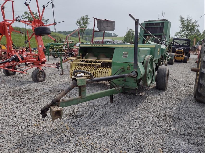 Image of John Deere 336 Primary image