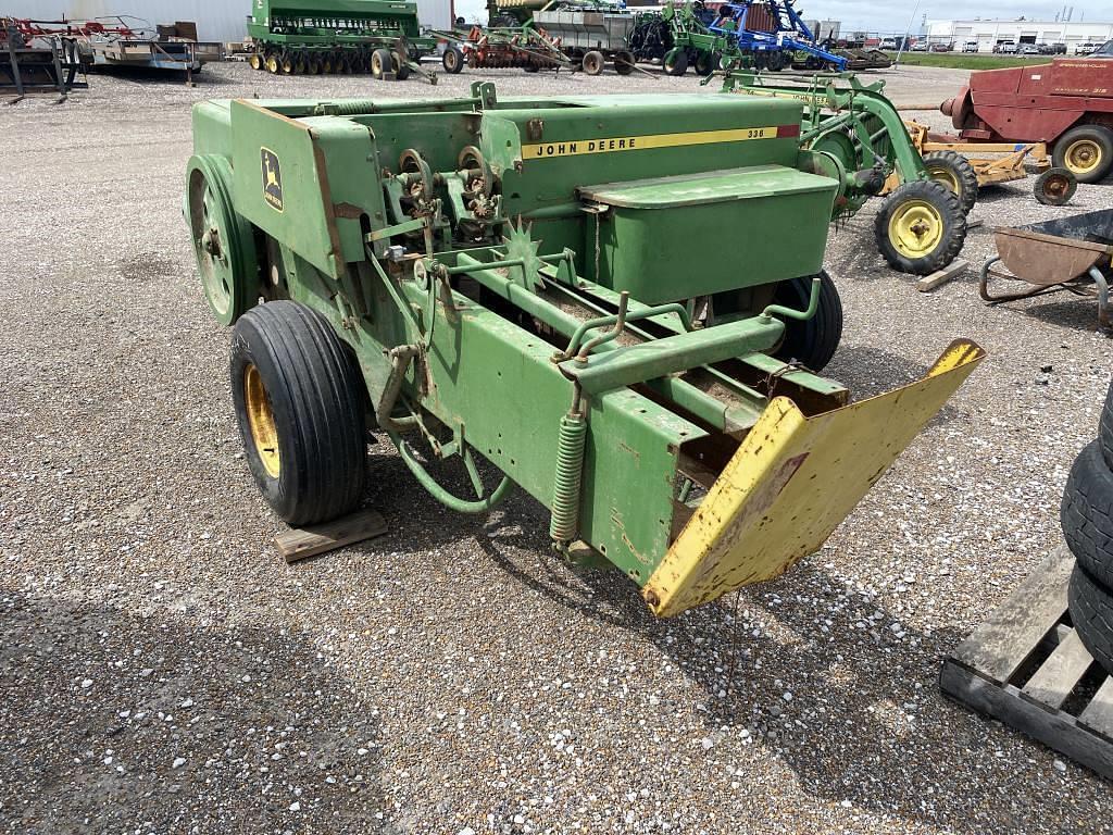 Image of John Deere 336 Image 1