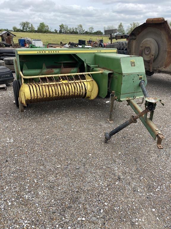 Image of John Deere 336 Image 0