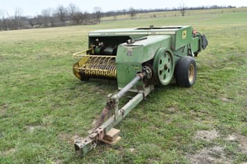 Main image John Deere 336