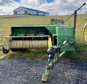 Main image John Deere 337