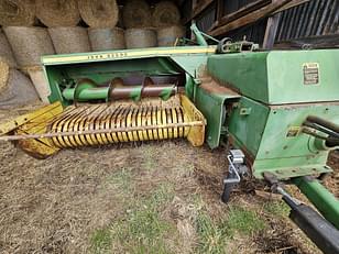 Main image John Deere 337 5