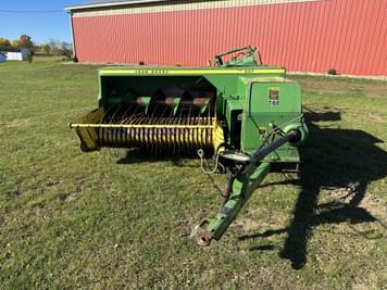 Main image John Deere 337