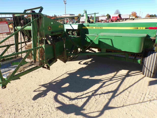 Image of John Deere 338 equipment image 4