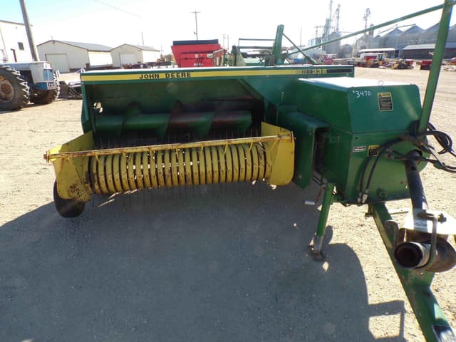 Image of John Deere 338 equipment image 2