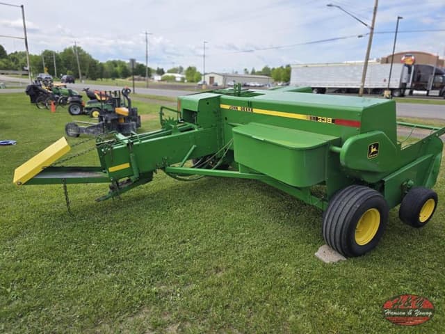 Image of John Deere 338 equipment image 2