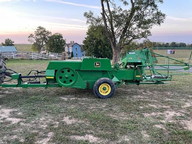 Image of John Deere 338 equipment image 1