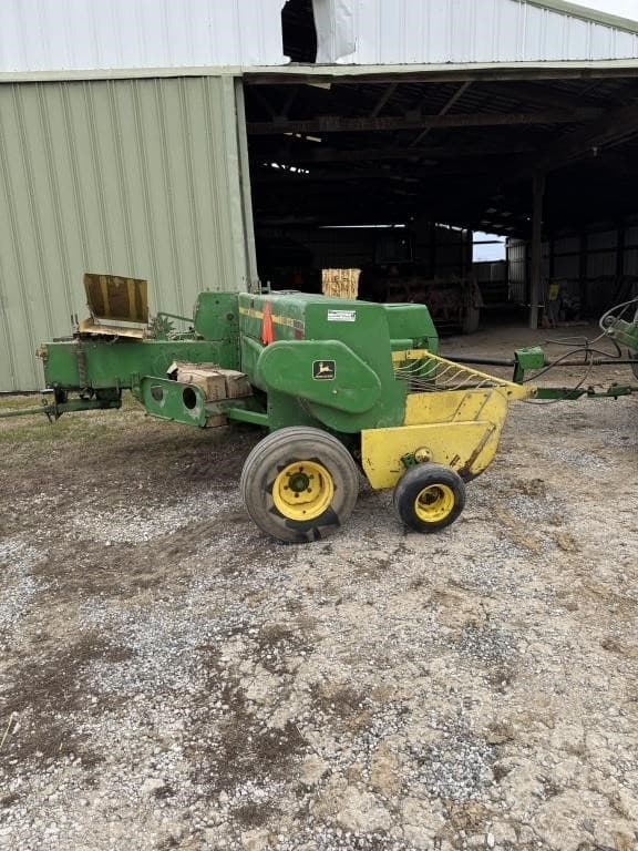 Image of John Deere 338 Image 1