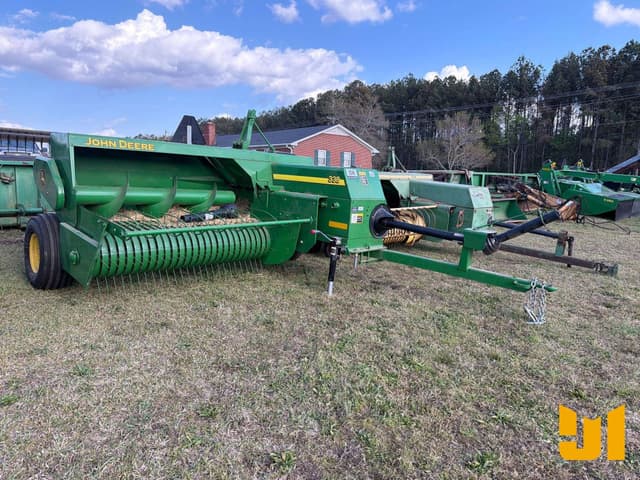 Image of John Deere 338 equipment image 2