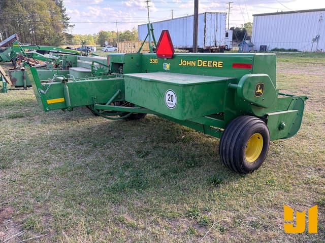 Image of John Deere 338 equipment image 3