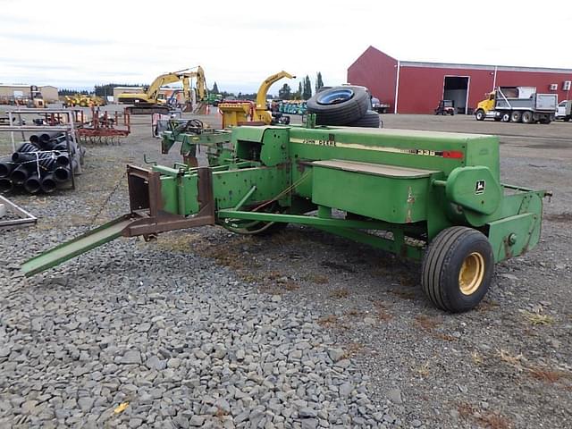 Image of John Deere 338 equipment image 2