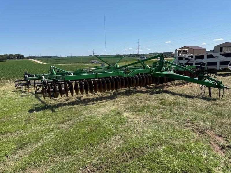 Image of John Deere 2310 Primary image