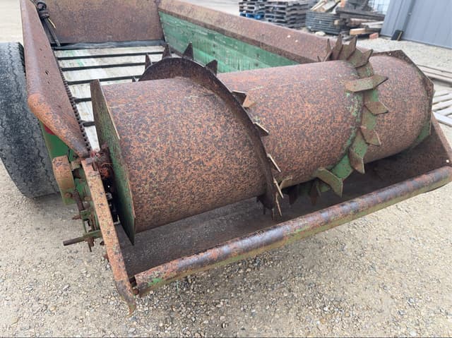 Image of John Deere 34 equipment image 4