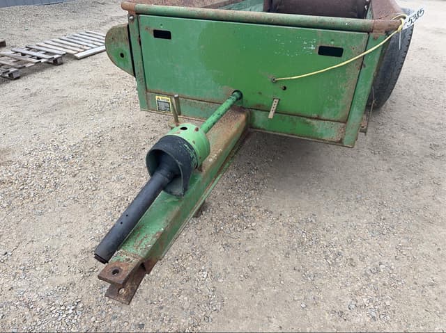 Image of John Deere 34 equipment image 1