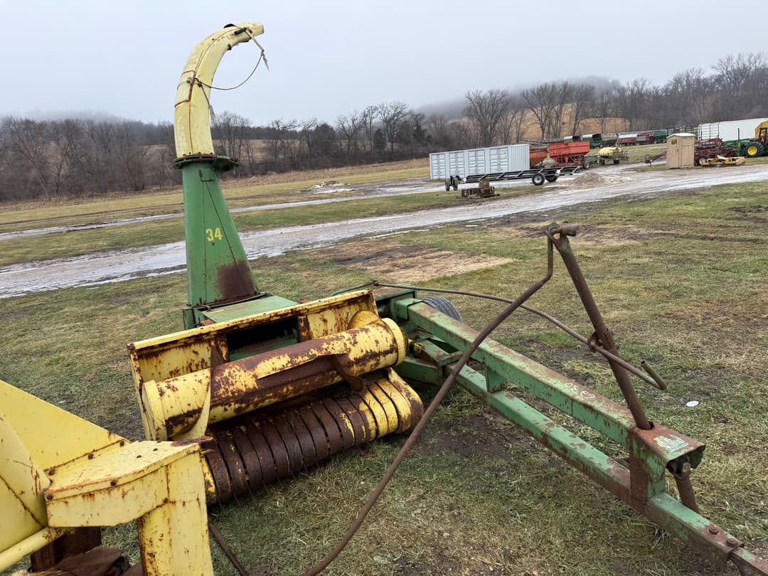 Image of John Deere 34 Primary image