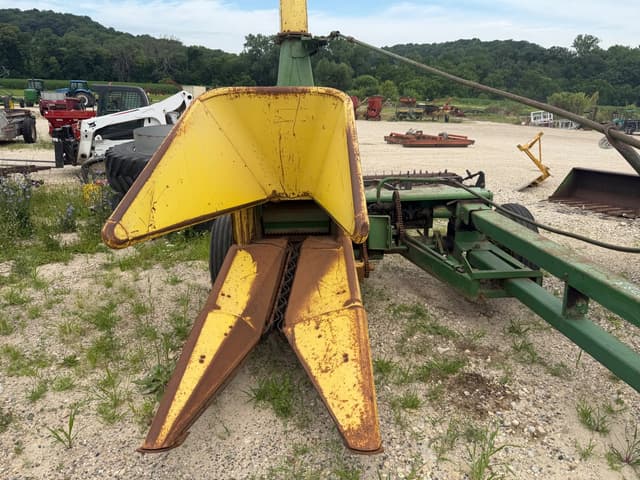 Image of John Deere 34 equipment image 1