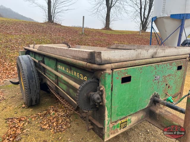 Image of John Deere 34 equipment image 4