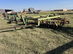 John Deere 340 Image