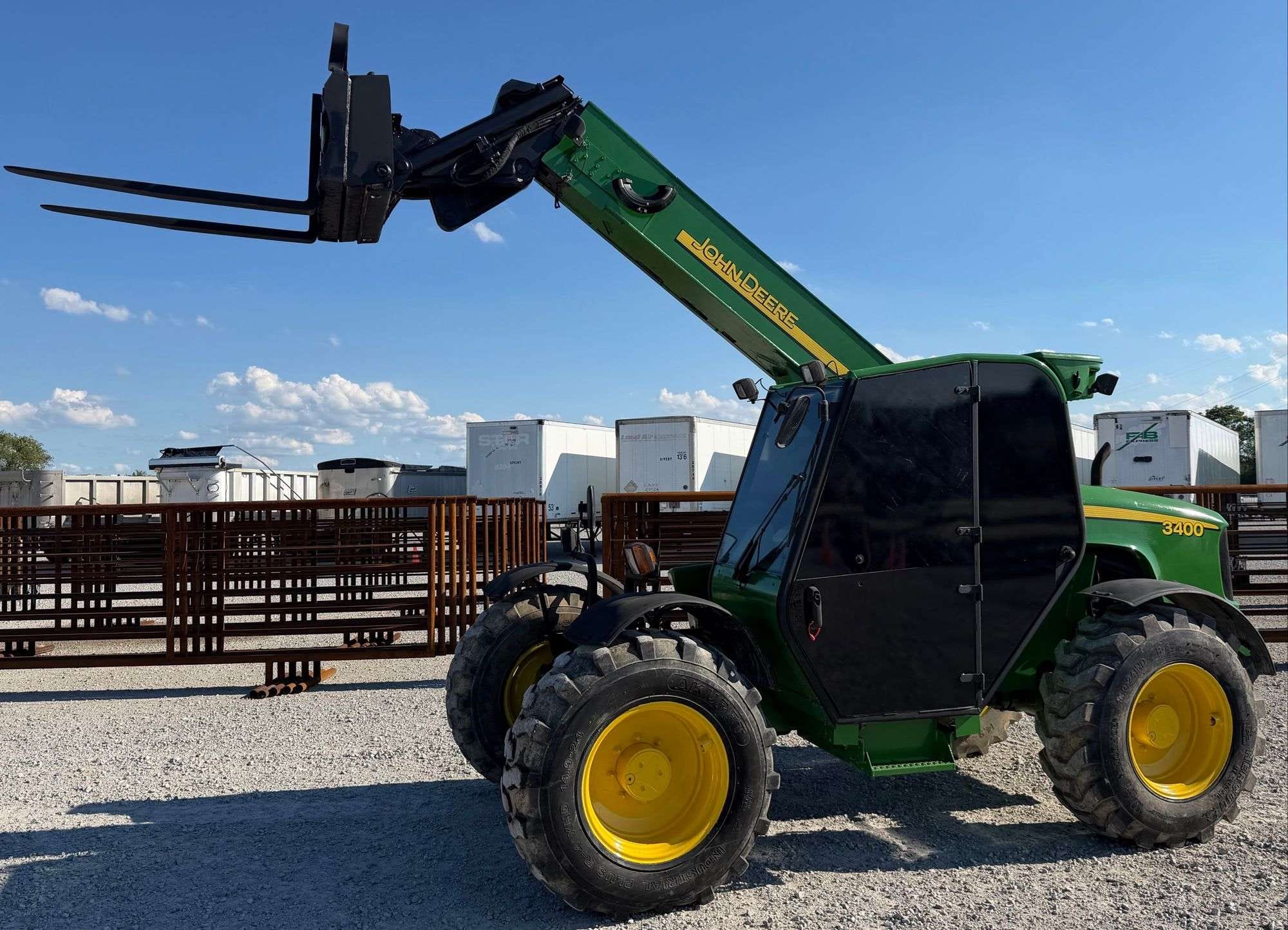 John Deere 3400 Equipment Image0