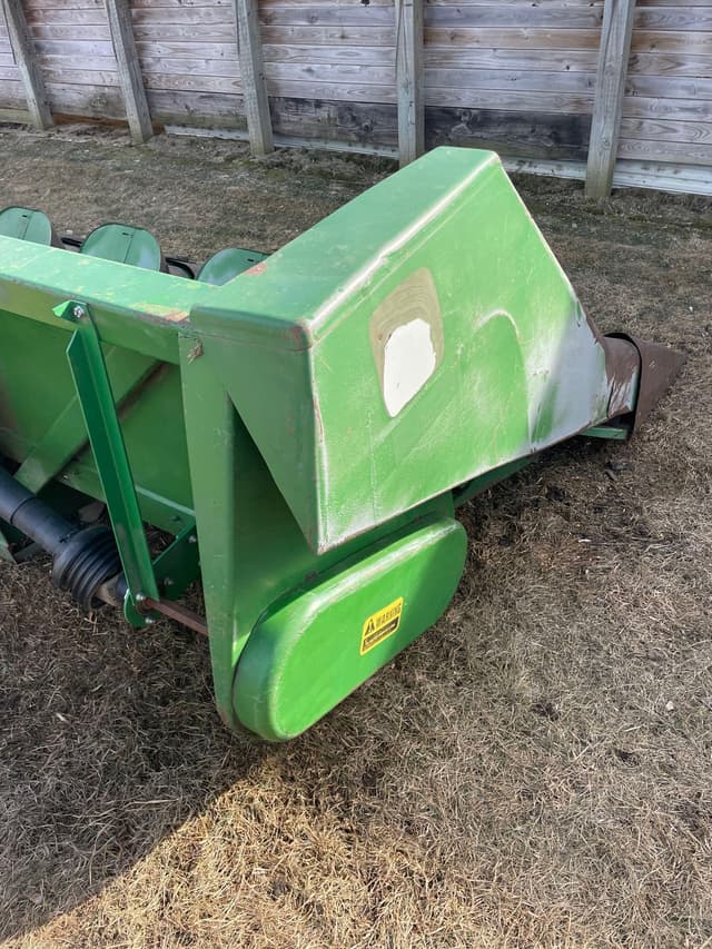 Image of John Deere 343 equipment image 4