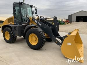 John Deere 344P Image