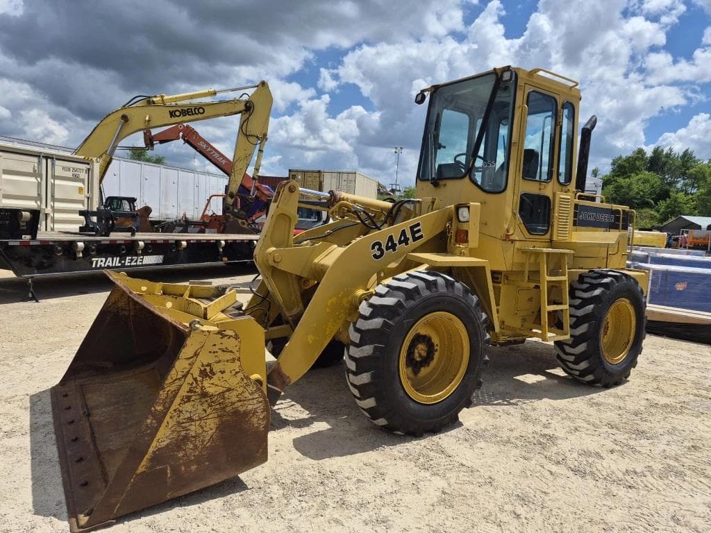 Image of John Deere 344E Primary image