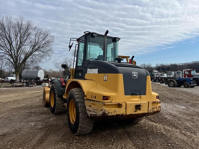 Image of John Deere 344J equipment image 1