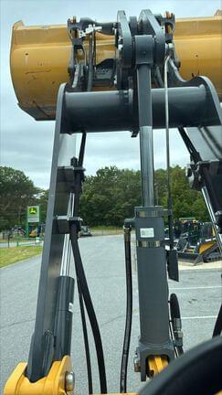 Image of John Deere 344L equipment image 2