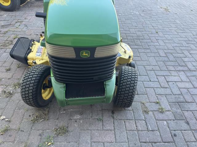 Image of John Deere 345 equipment image 1