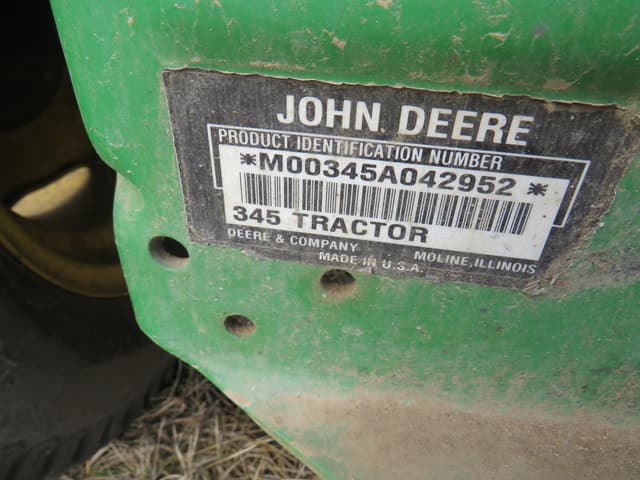 Image of John Deere 345 equipment image 3