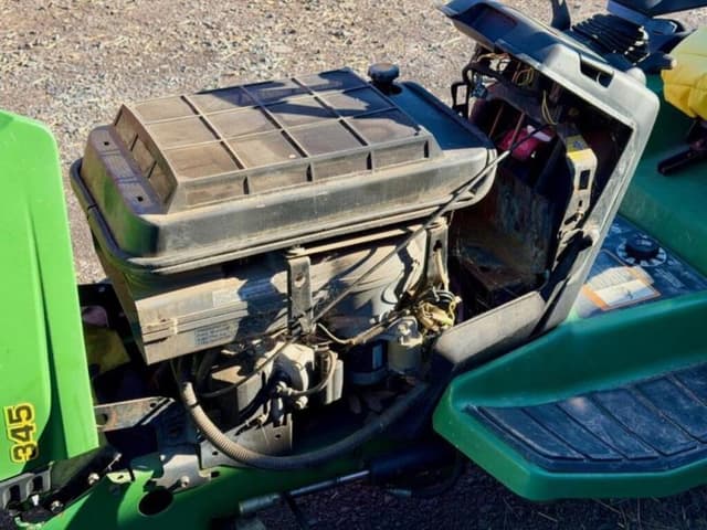 Image of John Deere 345 equipment image 2