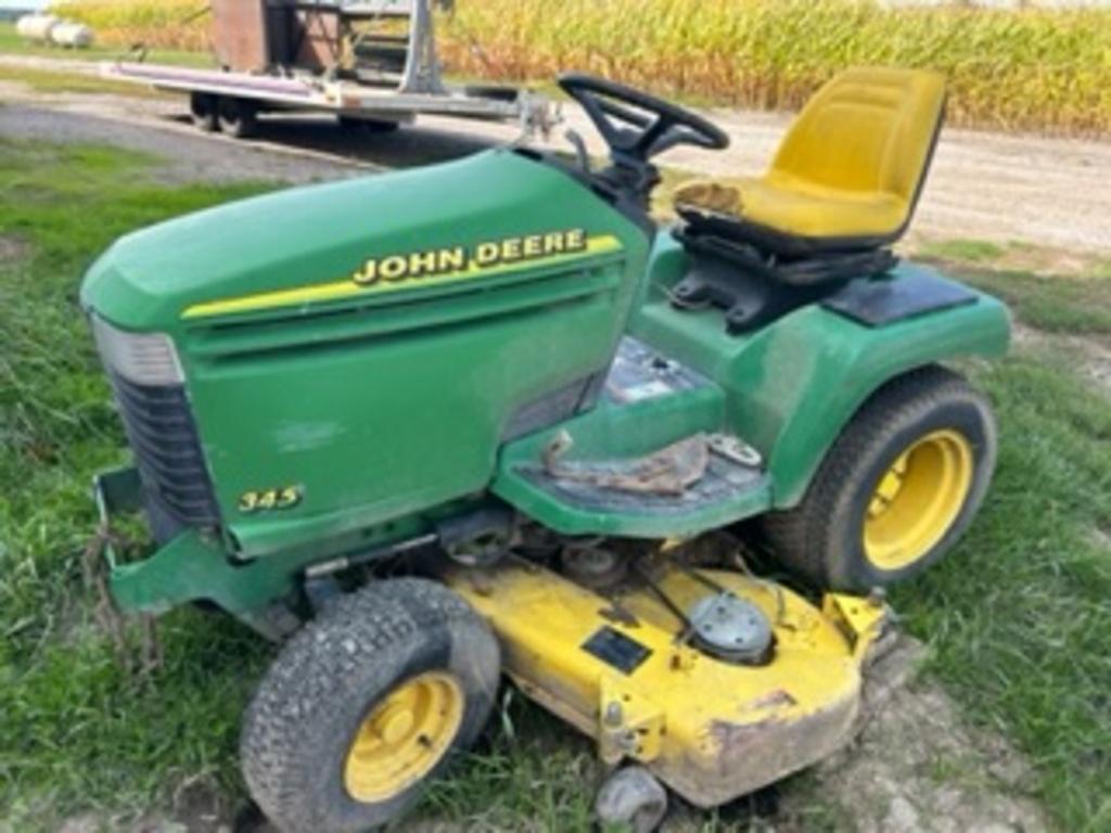 Image of John Deere 345 Image 0