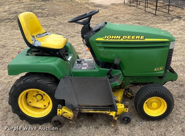 Image of John Deere 345 equipment image 3