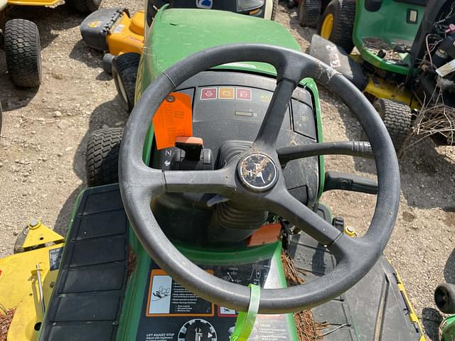 Image of John Deere 345 equipment image 4